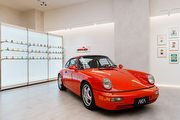 結合Porsche 964 Carrera 4展出，原宿玩具傳奇 Josh Wang 「BEYOND」個展首度登臺