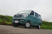 多達9種車色可選擇、黑與白車頂搭配，CMC J Space廂車全新雙色款式流出