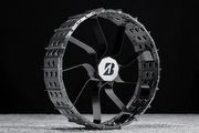 投注「AirFree」研發資源，Bridgestone普利司通第2代月球探測車概念胎亮相