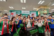 Suzuki台鈴工業攜手HANDS台隆手創館，啦啦隊女神李雅英擔任一日店長，消費滿額抽Sui 125