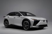 [U-EV]NACS充電規格、三動力雙電池容量設定，Lexus發表美規小改款RZ車系