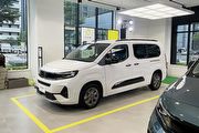 入門為長軸5座Life版，正式價格126.9萬與133.9萬，Opel Combo上市發表
