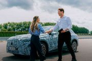 [U-EV] 2025 IAA車展：Mercedes-Benz執行長親自試駕全新純電GLC，9月全球首發