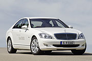首見鋰電池技術量產，Medcedes-Benz發表S400 BlueHybrid