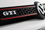 鋼砲歷史傳承，Volkswagen Golf GTI概念車巴黎現身