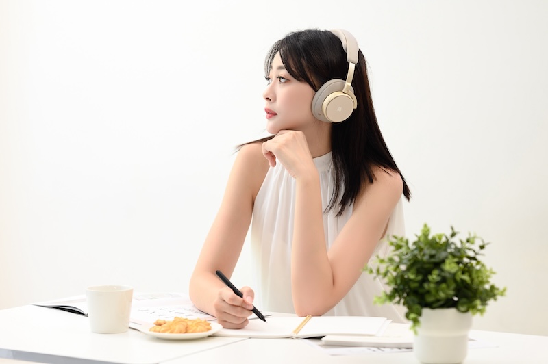 新一代旗艦登場－B&O Beoplay H100藍牙耳罩耳機