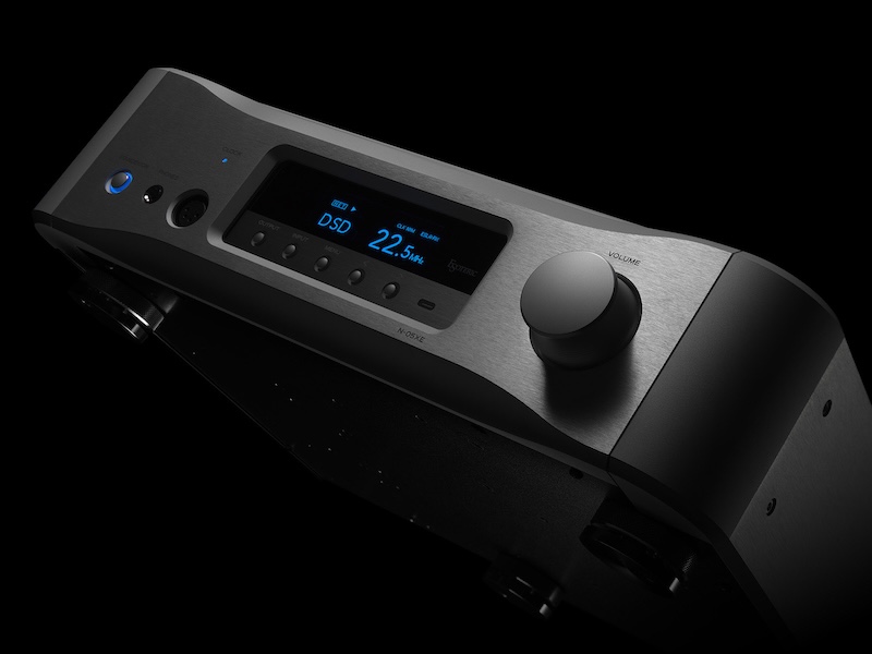 好上加好的 XE 版問世－Esoteric N-05 XE 串流解碼前級