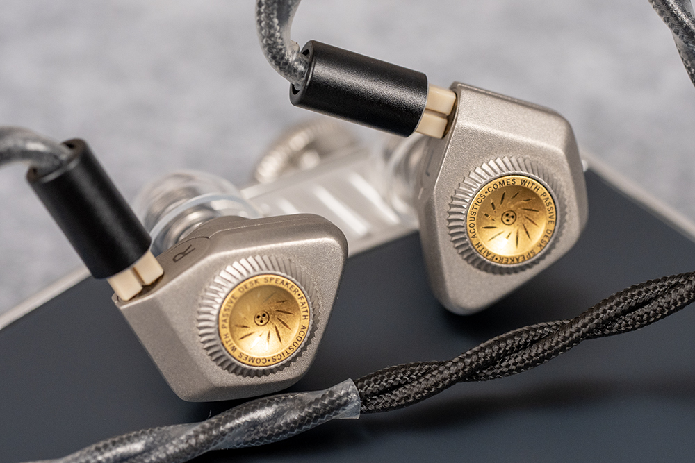 最具音響感的新旗艦？－試聽 Faith Audio E1000入耳式耳機